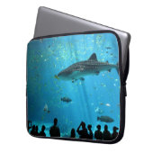Männlicher Walhai Laptopschutzhülle (Vorderseite Links)