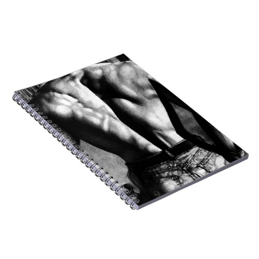 Männliches Notizbuch, das Bodybuilder in den Jeans Notizblock (Rechte Seite)