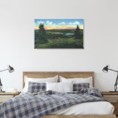 Manor Hill mit Blick auf die Landschaft von Rangel Leinwanddruck (Insitu (Schlafzimmer))
