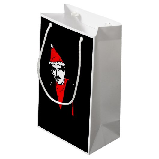 Manos bringt kleine Vorlagengeschenk-Tasche zurück Kleine Geschenktüte (Rückseite Schrägansicht)