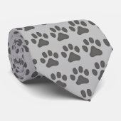 Man's Neck Tie Gray Pawprints Krawatte (Gerollt)