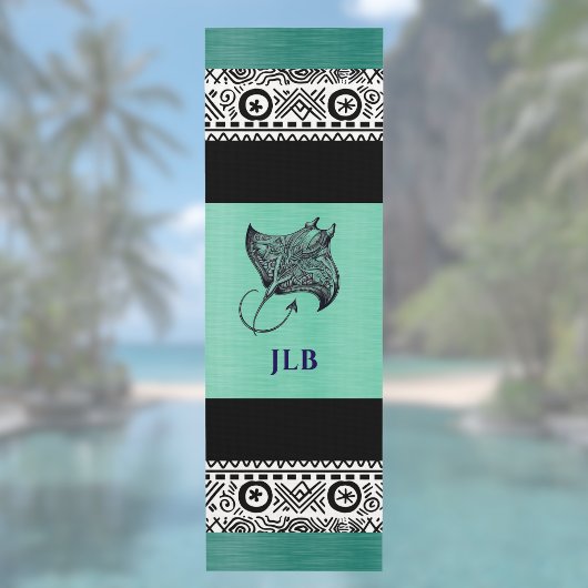 Manta Ray Polynesisches Muster Türkisgrün Monogram Yogamatte