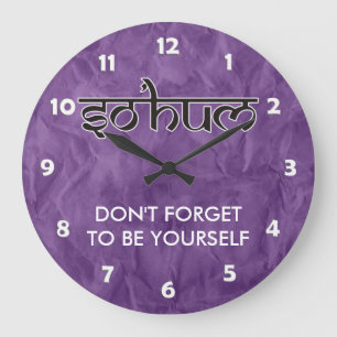 Mantra SO HUM - flache schwarz-weiße Kontur Große Wanduhr
