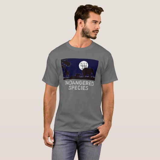 MANUAL - gefährdet T-Shirt (Vorne ganz)