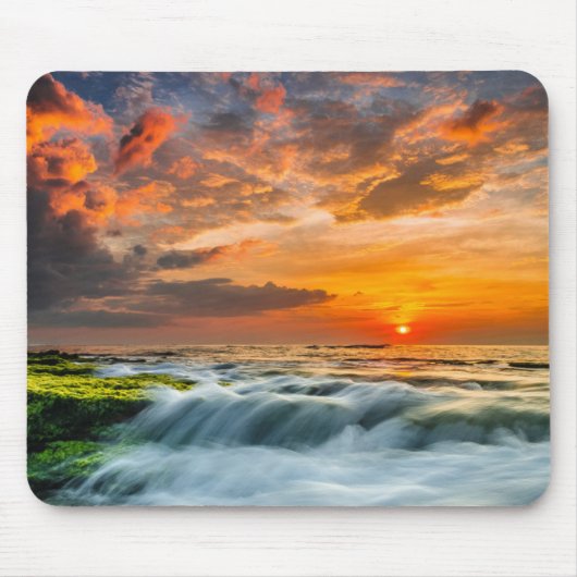 Manyar Strand am Sonnenaufgang Mousepad (Vorne)