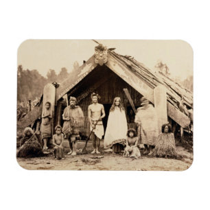 Maori- Familie, Neuseeland, c.1880s (Albumendruck) Magnet