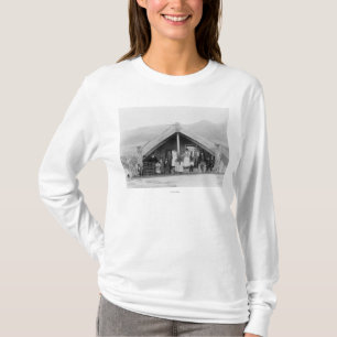 Maori- Familie zu Hause PhotographNew Seeland T-Shirt