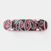 Maori- inspirierter Hammerhai-HaifischSkateboard Skateboard (Horizontal)