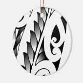 Maori- silverfern Tätowierungsmuster mit Keramikornament (Links)