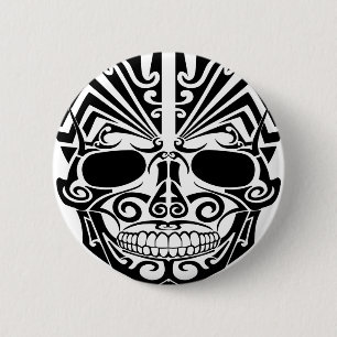 Maori- Tätowierungs-Masken-Schädel Button