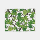 Maple leaves on white fleecedecke (Vorderseite (Horizontal))