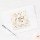 Maple Vanilla | Elegant Fall Soy Candle Label Quadratischer Aufkleber (Umschlag)