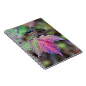 Mapleleaf Viburnum Herbstleaves und Berries Notizblock (Rechte Seite)