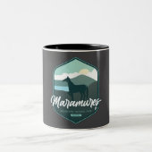 Maramures Mountains Naturpark � Rumänien Zweifarbige Tasse (Mittel)