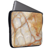 Marble Majestät: Glossy Elegance Laptopschutzhülle (Vorne Rechts)
