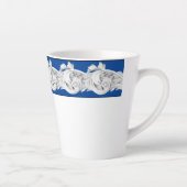 Marble Tendrils auf einer kleinen Latte-Tasse Milchtasse (Rechts)