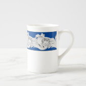 Marble Tendrils auf einer Knochen-China-Tasse Porzellantasse (Rechts)