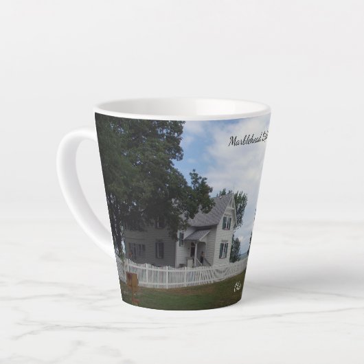 Marblehead & Keepers House Latte Tasse (Linke Ecke)