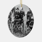 Marcel (d.1903) und Louis (1877-1944) Renault driv Keramikornament (Rechts)