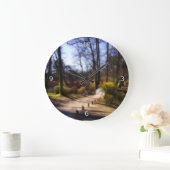 Märchen-Waldspur und -brücke Große Wanduhr (Zuhause)