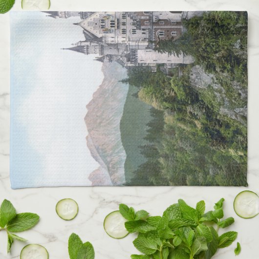 Märchenburg Geschirrtuch (Gefaltet)