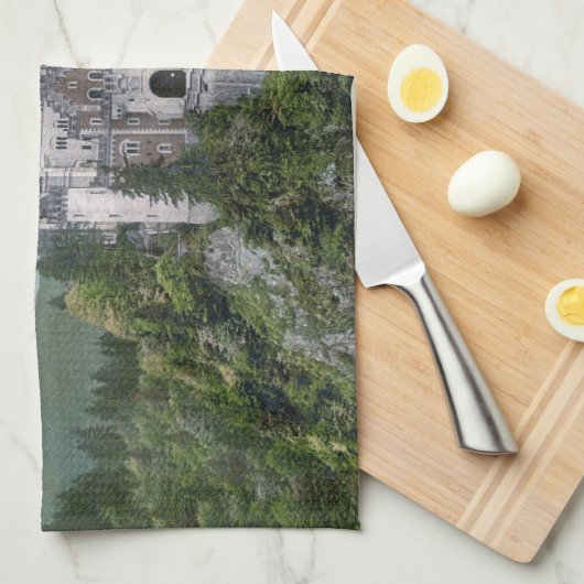 Märchenburg Geschirrtuch (Viertel Falte)