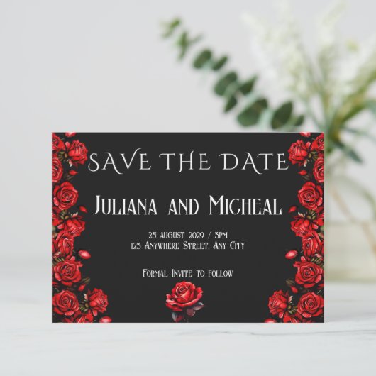 Märchenhafte Rote Rosen Hochzeit Save The Date (Stehend Vorderseite)