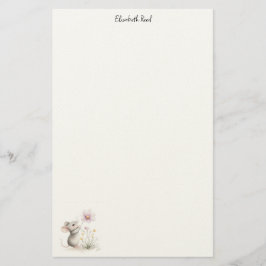 Märchenmaus pflückt eine rosa Wildblume Briefpapier