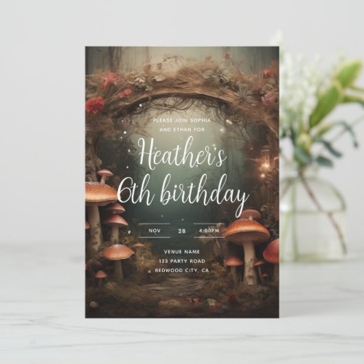 Märchenwald zum Geburtstag Einladung (Stehend Vorderseite)