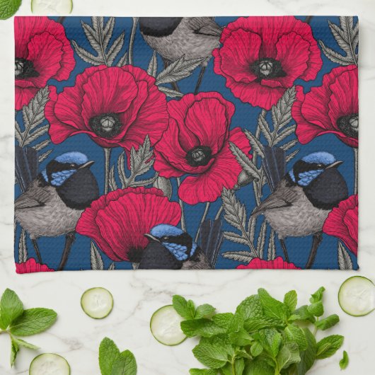Märchenwren und Mohn Geschirrtuch (Gefaltet)
