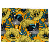 Märchenwren und Mohn in Gelb Große Geschenktüte (Rückseite)