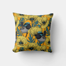Märchenwren und Mohn in Gelb Kissen