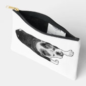 Marching Manga Dog Adds Punch To Beauty Routine Zubehörtasche (Offen)