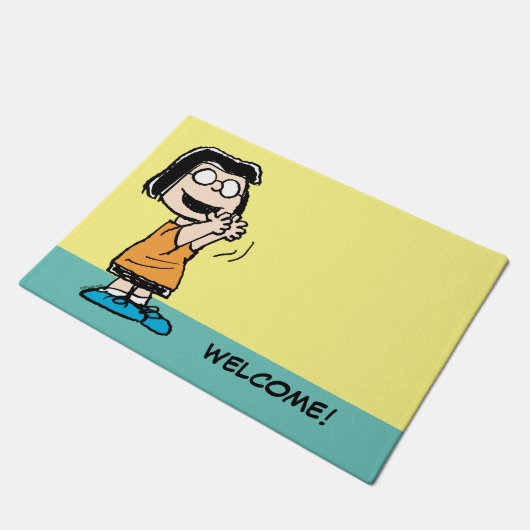 Marcie Clapping Fußmatte (Schrägansicht)