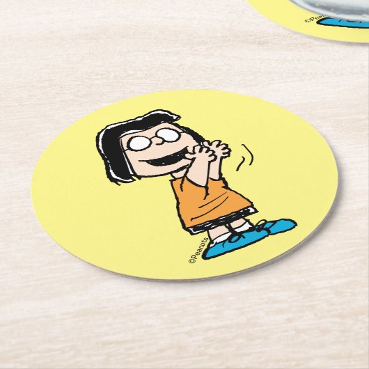 Marcie Clapping Runder Pappuntersetzer (Angewinkelt)