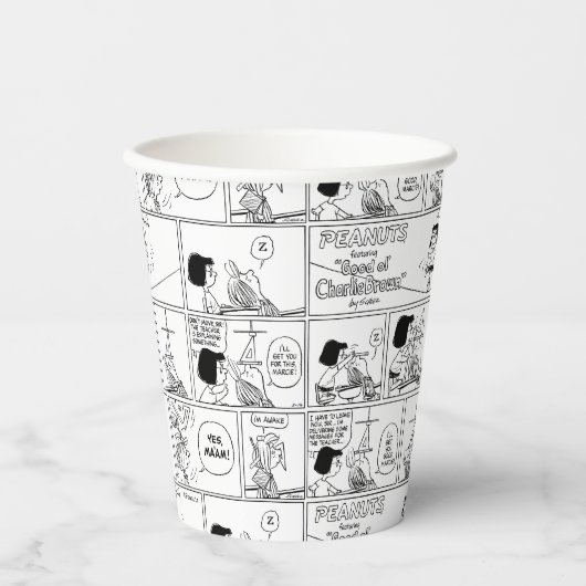 Marcie & Peppermint Patty im Klassenzimmer Pappbecher (Vorderseite)