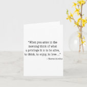 Marcus Aurelius Quote T-Shirt aufkommen und Liebe  Karte (Gelbe Blume)