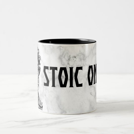 Marcus Aurelius - Stoic On! Zweifarbige Tasse (Mittel)