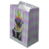 Mardi Gras Black Lab Mittlere Geschenktüte (Rückseite Schrägansicht)