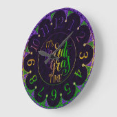 Mardi Gras Clock, farbenfroh ist Mardi Gras Time L Große Wanduhr (Winkel)