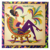 Mardi Gras Frau Mitte des Jahrhunderts mit Martini Fliese (Vorderseite)