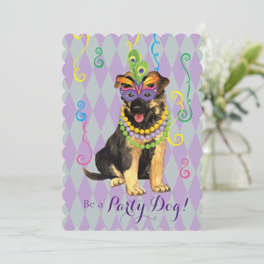 Mardi Gras German Shepherd Einladung (Stehend Vorderseite)