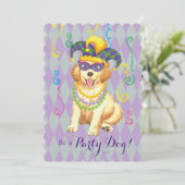Mardi Gras Golden Retriever Einladung (Stehend Vorderseite)