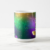 Mardi-Gras-Hintergrund mit Perlen Kaffeetasse (Mittel)