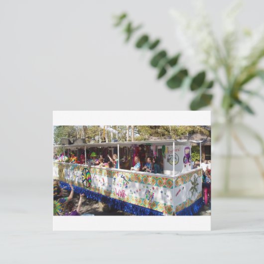 Mardi Gras Hippie Float Postkarte (Stehend Vorderseite)