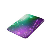 Mardi Gras Lila Hintergrund Badematte (Schrägansicht)