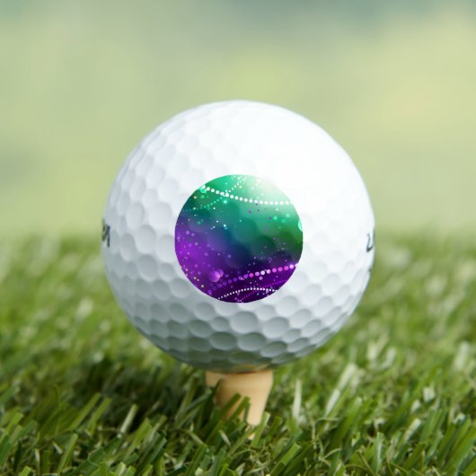 Mardi Gras Lila Hintergrund Golfball (Insitu T-Shirt)
