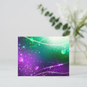 Mardi Gras Lila Hintergrund RSVP Karte (Stehend Vorderseite)