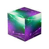 Mardi Gras Lila Hintergrund Würfel (Rückseite Schrägansicht)