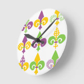 Mardi Gras Lilie Runde Wanduhr (Winkel)